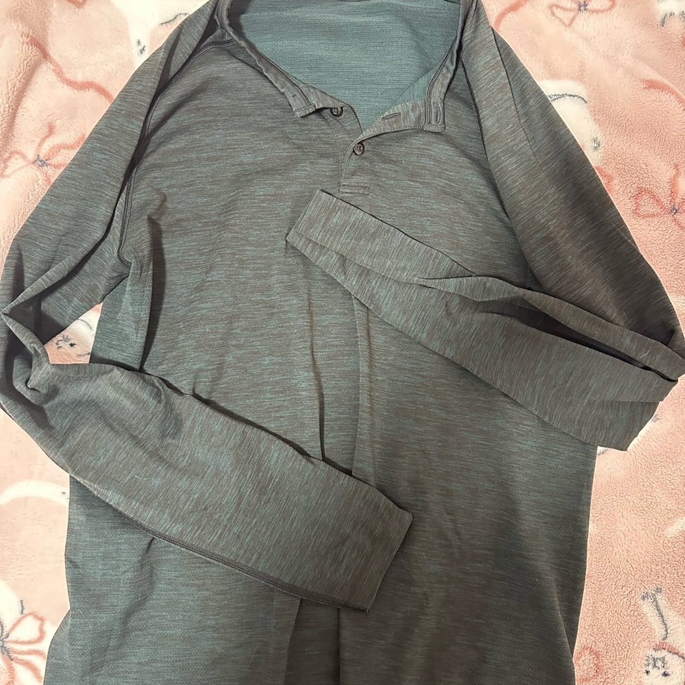 lululemon athletica Long Sleeve Shirt - Gray